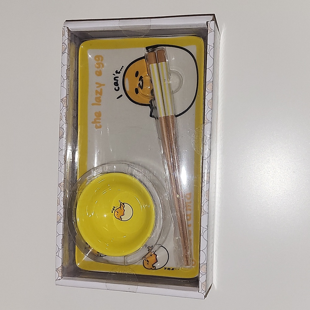 GUDETAMA 🥚 ceramic sushi plate set 😋